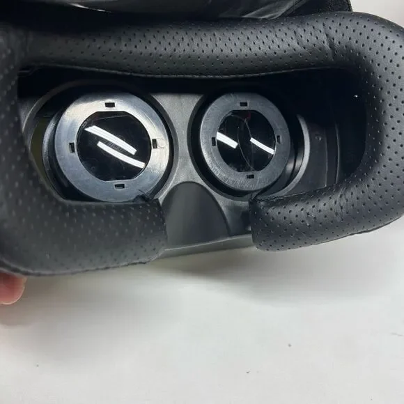 Virtual Reality 2nd Gen VR Box 3D Glasses Android Iphone No gaming system needed - Picture 7 of 7